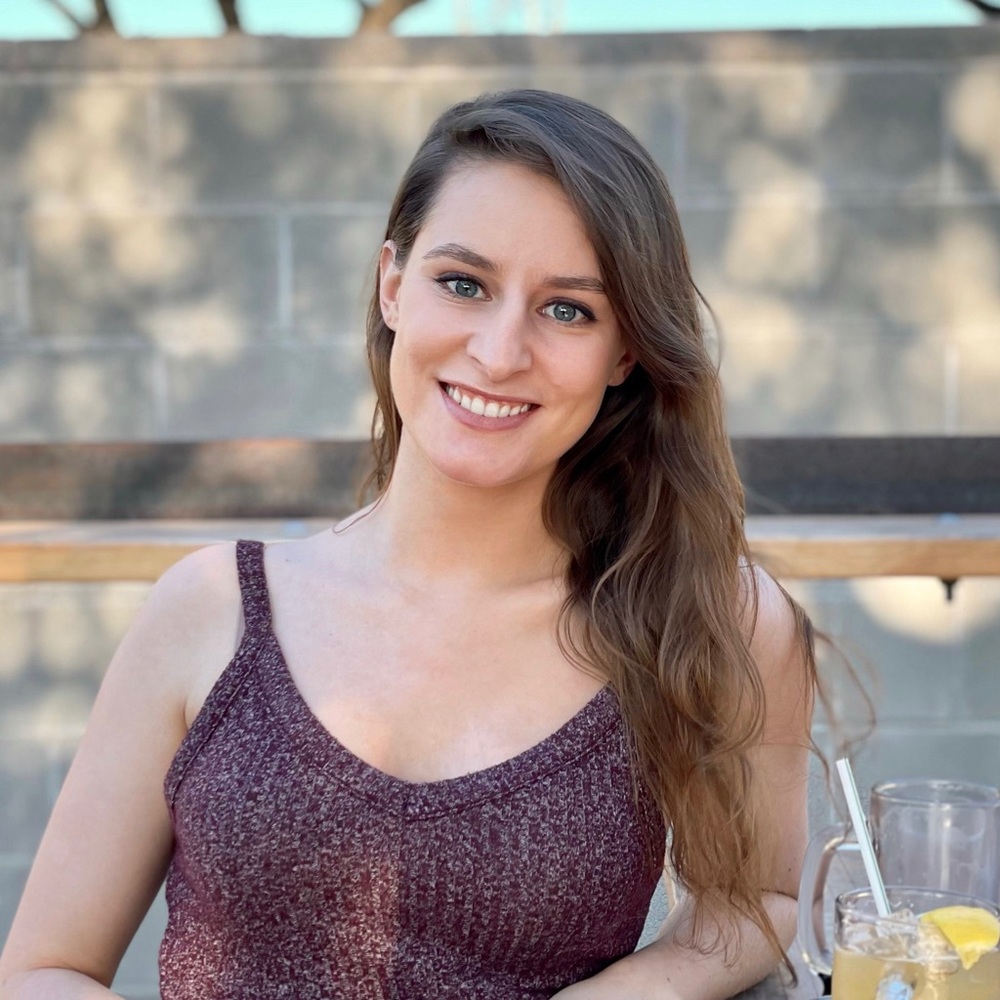 Meet your Posher, Claire